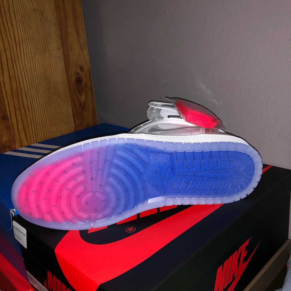 Nike Air Jordan 1 x Racer Blue